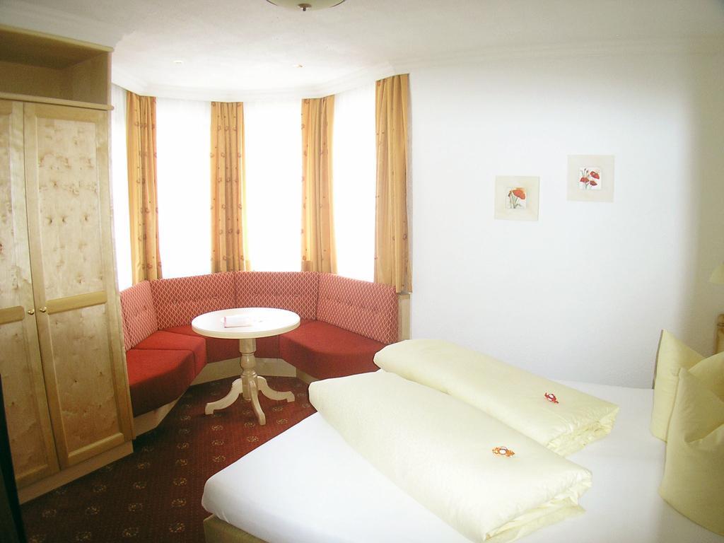 Hotel-Garni Weidacherhof Leutasch Phòng bức ảnh